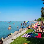 Waterfront In Zamardi-balaton 55033 Σπίτι διακοπών