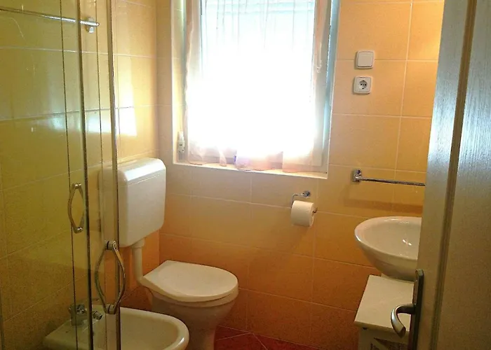 בית נופש Waterfront In Zamardi-balaton 55033 *