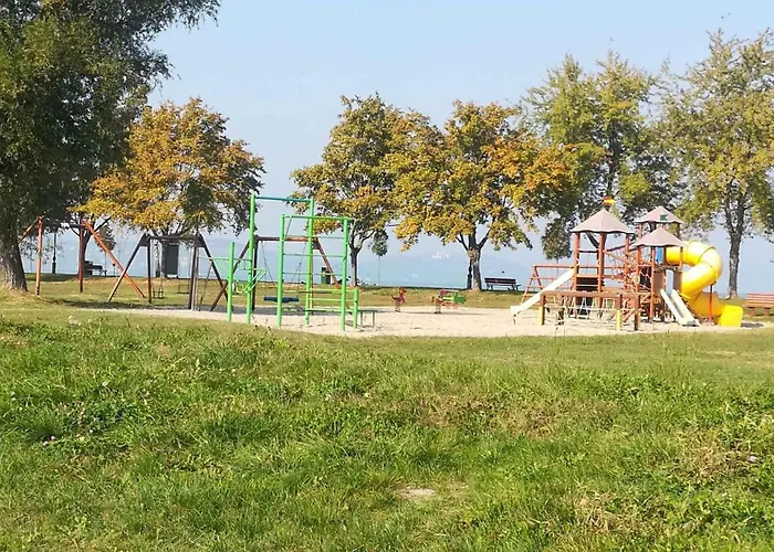 בית נופש Waterfront In Zamardi-balaton 55033 זמראדי